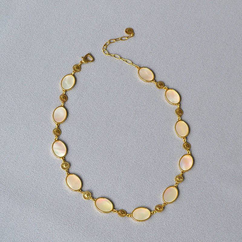 Romantische Gold Halskette für besondere Momente