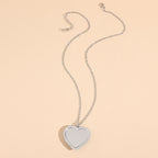 Schöne Halskette mit einzigartigem Stil