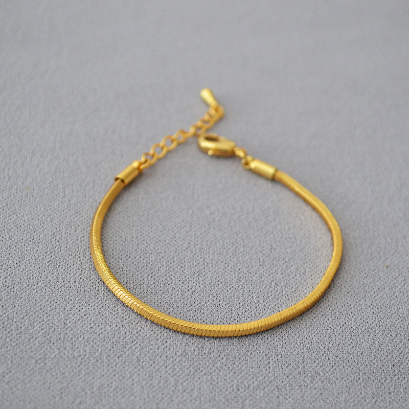 Schöne Gold Armband mit einzigartigem Stil