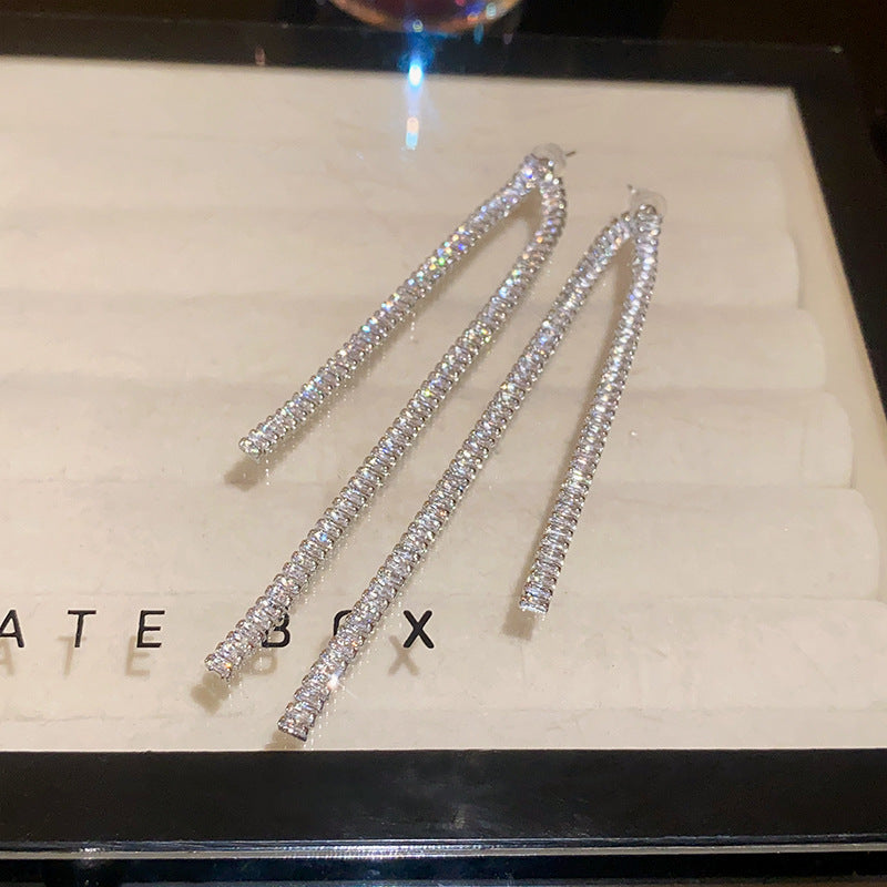 Atemberaubende Ohrring für den Alltag