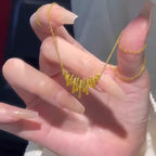 Schöne Halskette mit einzigartigem Stil