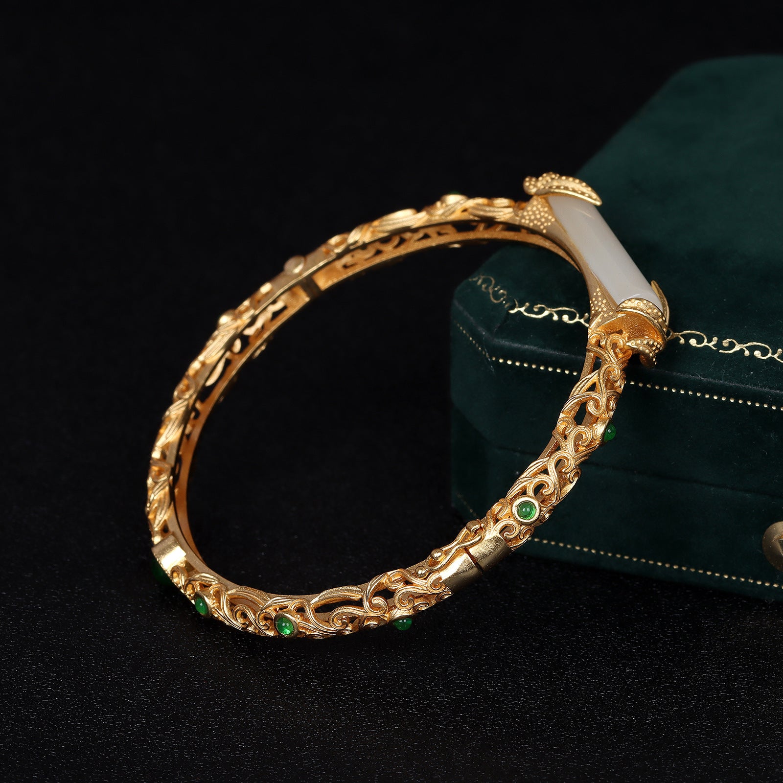 Klassische Armband mit zeitloser Eleganz