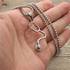 Schöne Halskette mit einzigartigem Stil