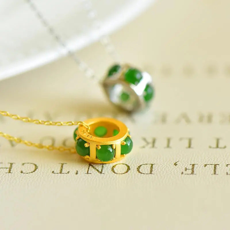 Schöne Silber Halskette mit einzigartigem Stil