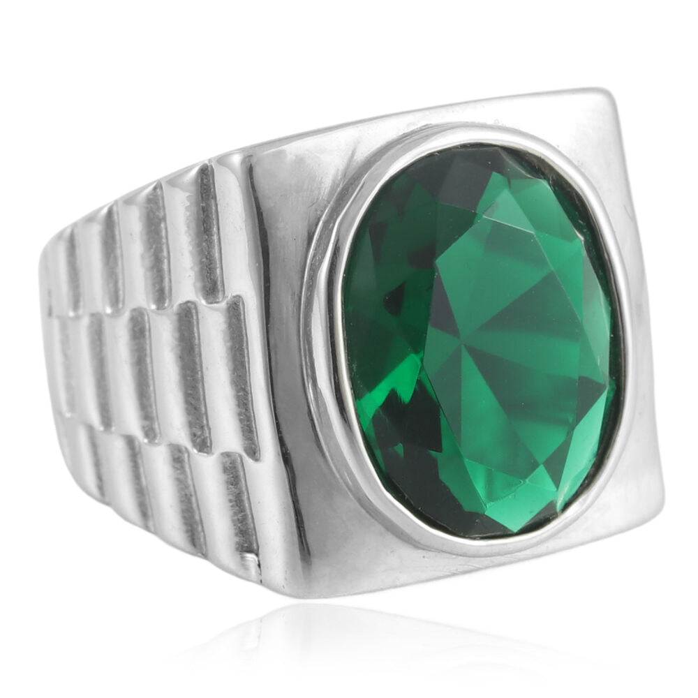 Zarte handwerkliche Ring