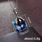 Schöne Halskette mit einzigartigem Stil