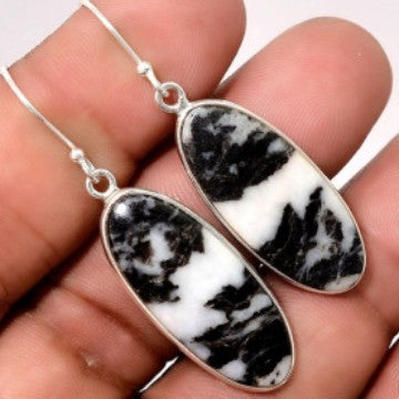 Atemberaubende Ohrring für den Alltag