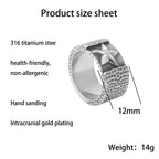 Zarte handwerkliche Ring