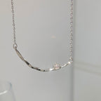 Zarte handwerkliche Halskette