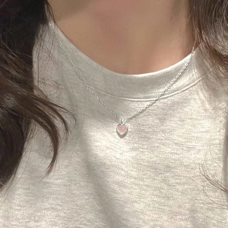 Schöne Halskette mit einzigartigem Stil