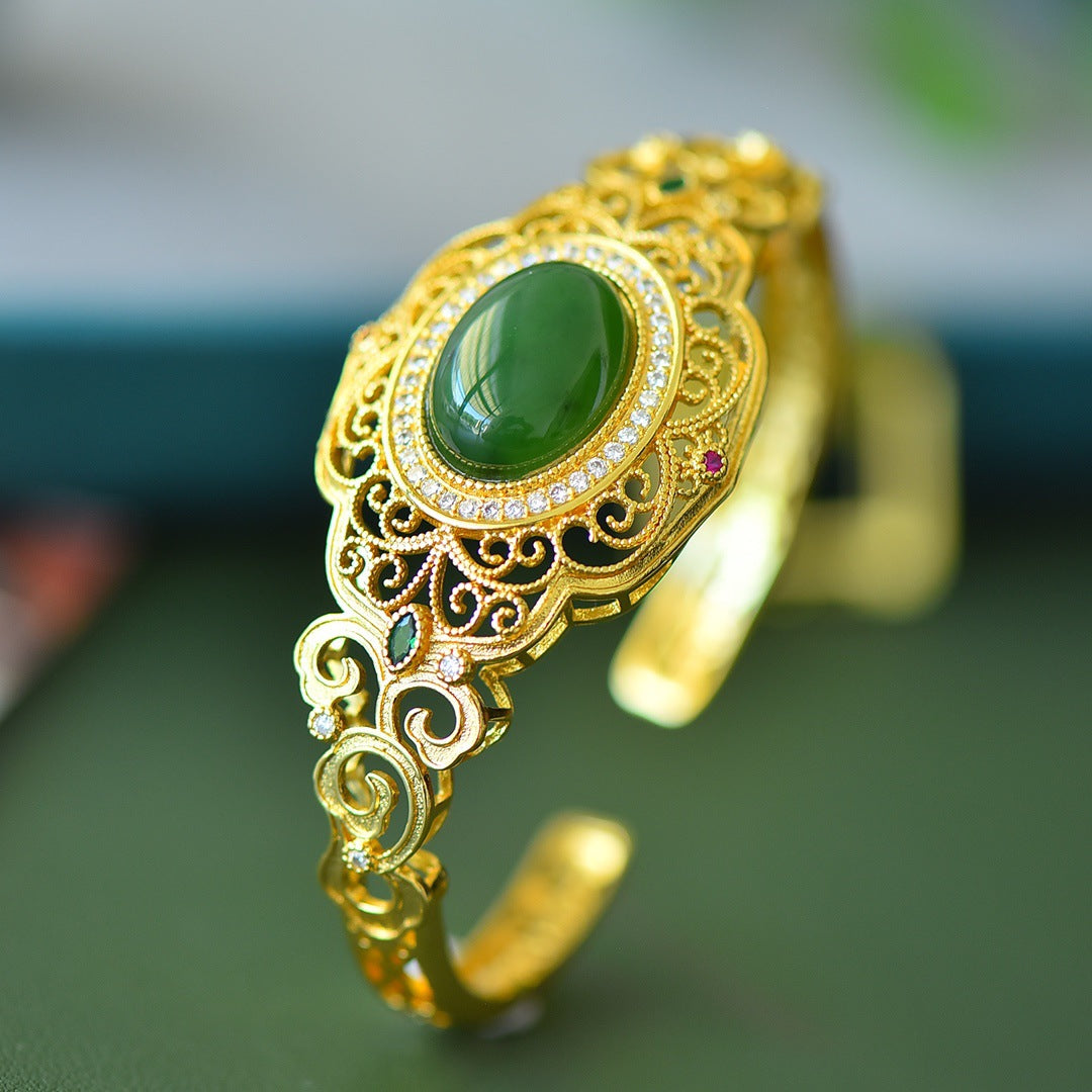 Schöne Armband mit einzigartigem Stil