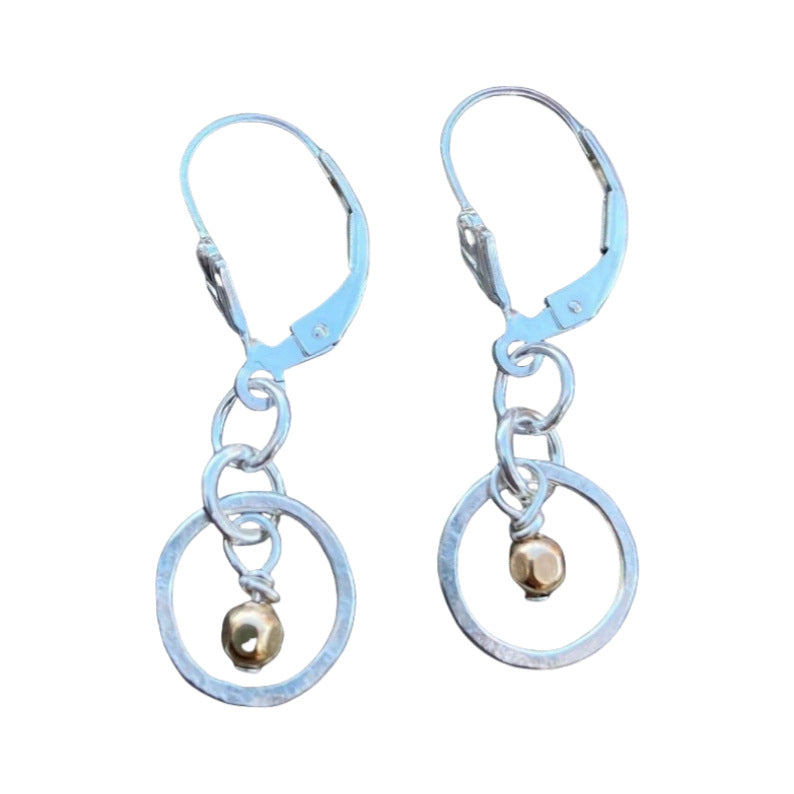 Schöne Gold Ohrring mit einzigartigem Stil