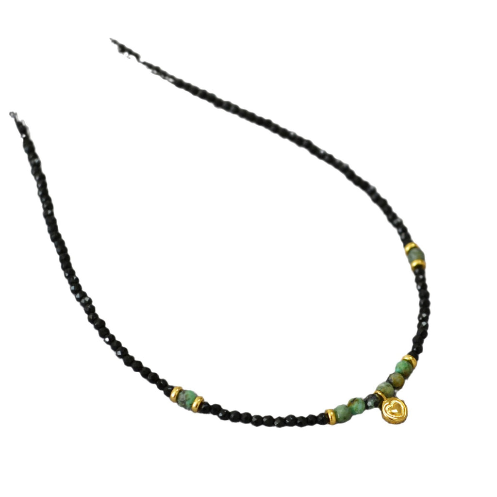 Zarte handwerkliche Halskette