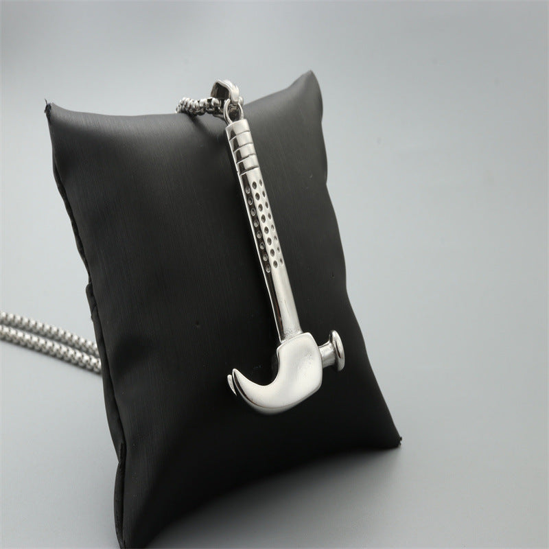 Schöne Halskette mit einzigartigem Stil