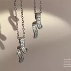 Schöne Halskette mit einzigartigem Stil