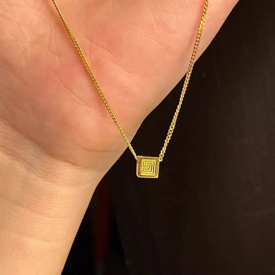 Atemberaubende Gold Halskette für den Alltag