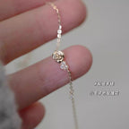 Schöne Armband mit einzigartigem Stil