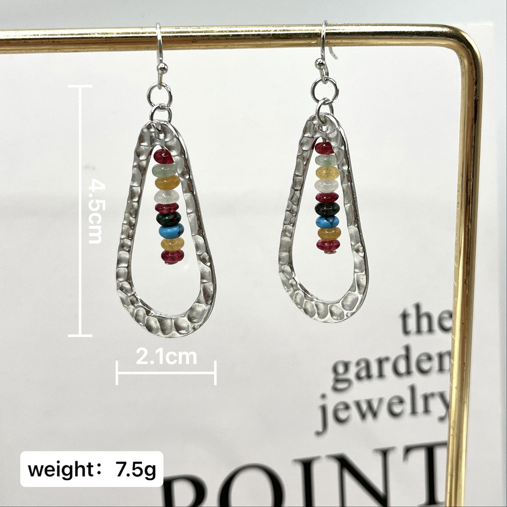 Zarte handwerkliche Ohrring