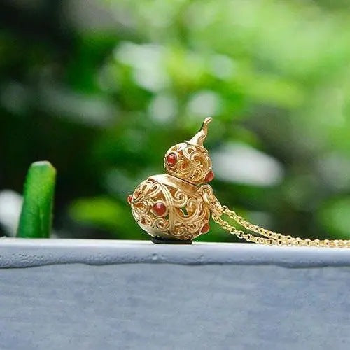 Zarte handwerkliche Gold Halskette