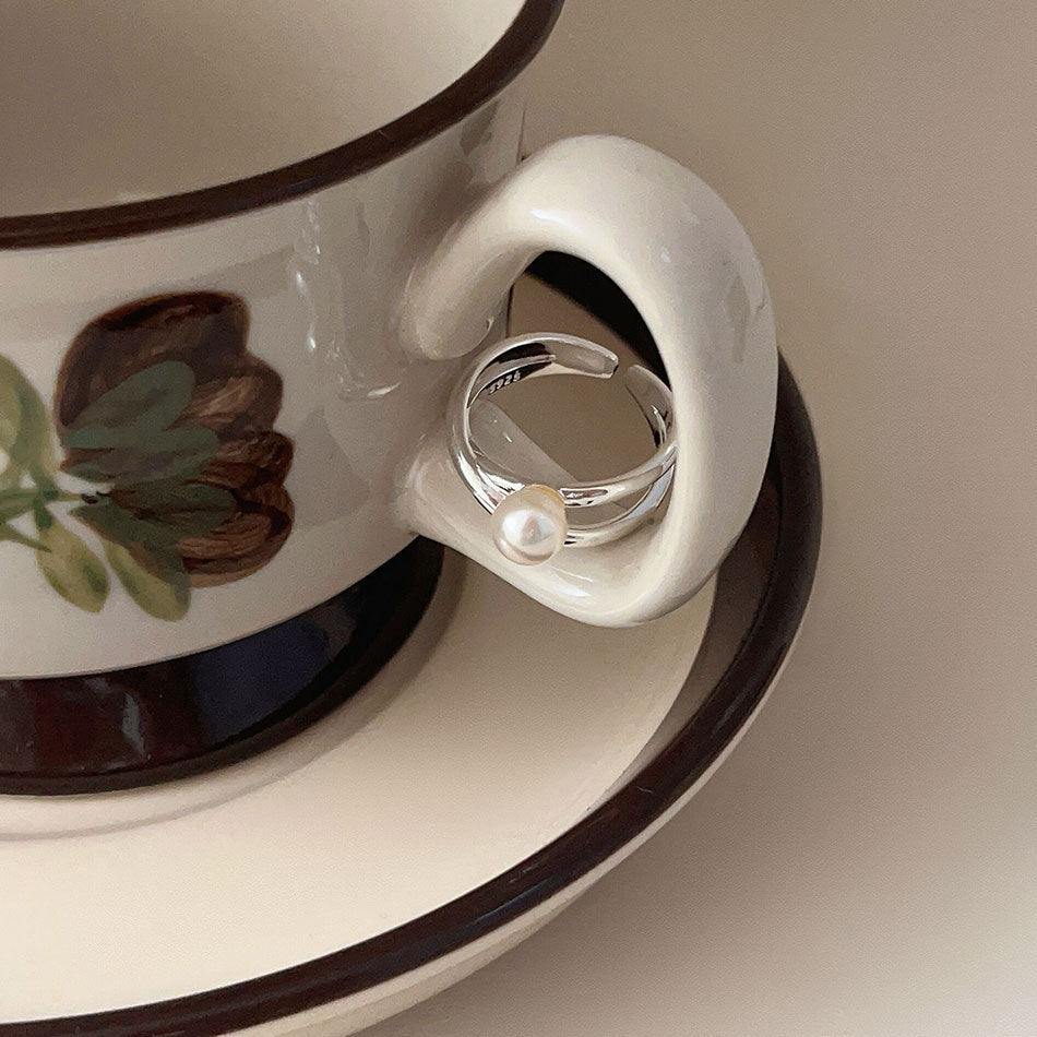 Schöne Perlen Ring mit einzigartigem Stil