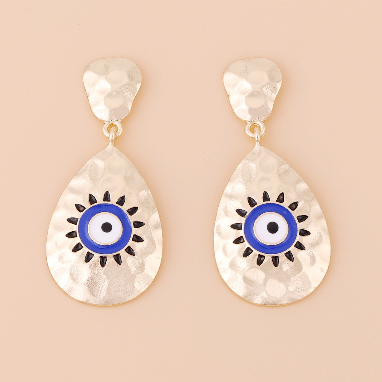 Atemberaubende Ohrring für den Alltag