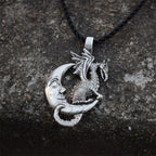 Zarte handwerkliche Halskette