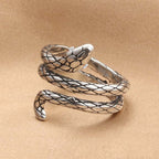 Zarte handwerkliche Ring