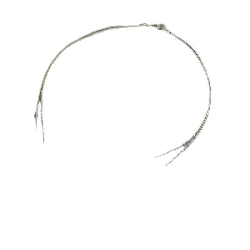 Schöne Silber Halskette mit einzigartigem Stil