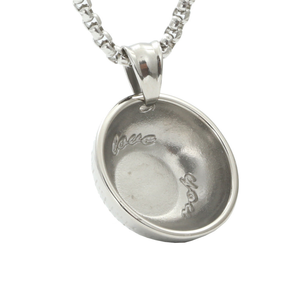 Zarte handwerkliche Halskette