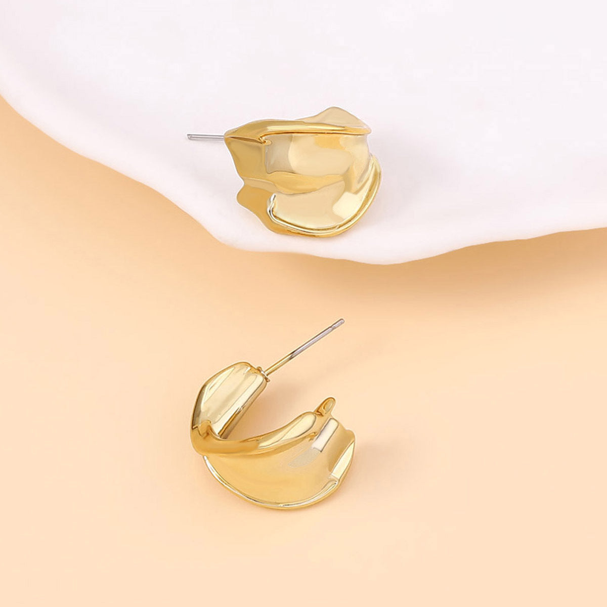 Atemberaubende Ohrring für den Alltag