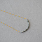 Zarte handwerkliche Perlen Halskette