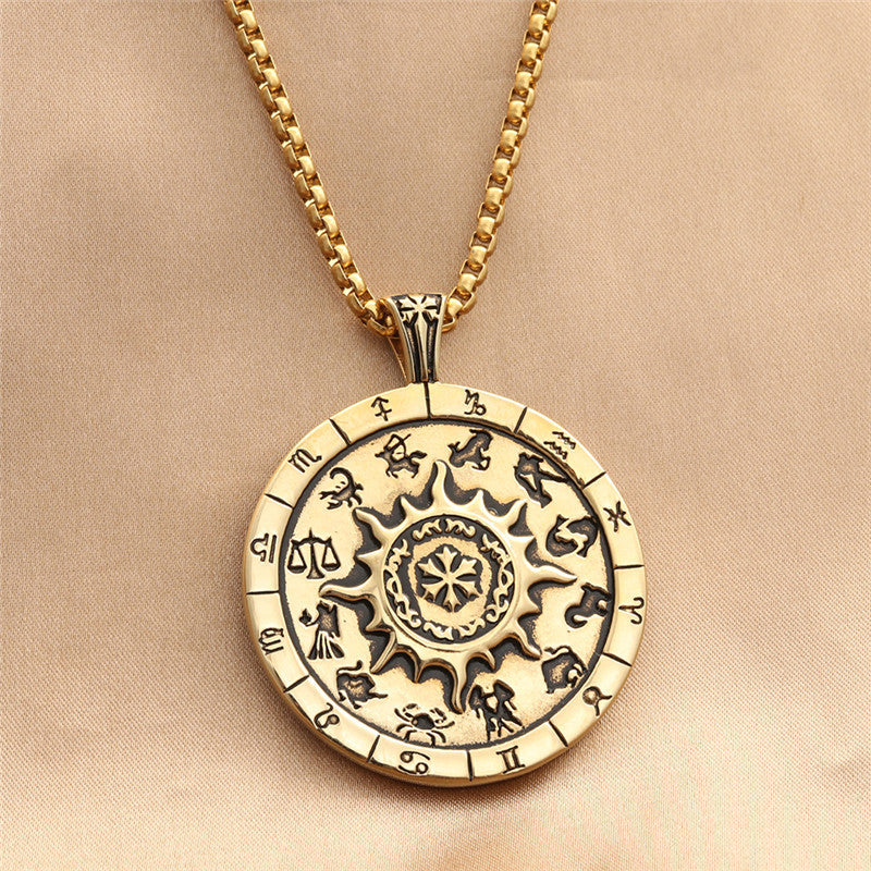 Zarte handwerkliche Halskette