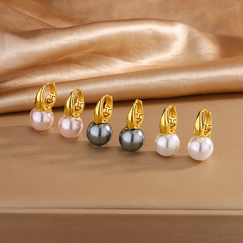 Schöne Gold Ohrring mit einzigartigem Stil