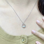 Zarte handwerkliche Halskette