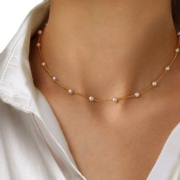 Zarte handwerkliche Perlen Halskette