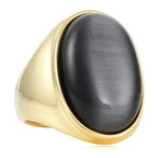 Zarte handwerkliche Ring