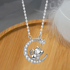 Schöne Halskette mit einzigartigem Stil