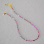 Zarte handwerkliche Halskette