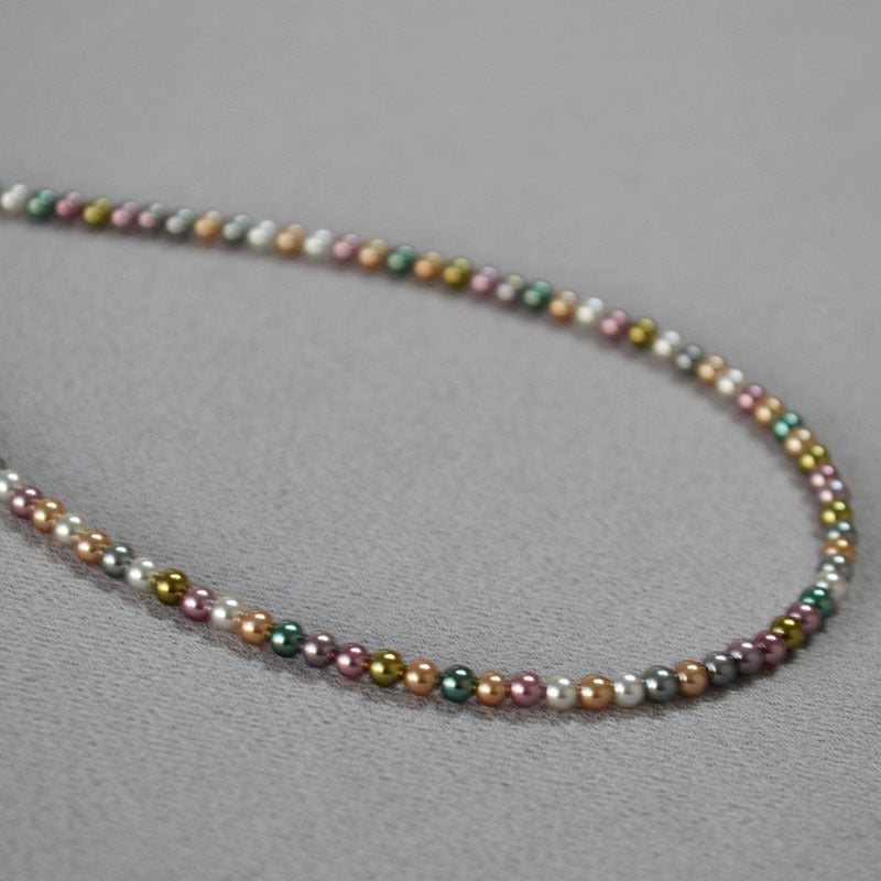 Schöne Perlen Halskette mit einzigartigem Stil