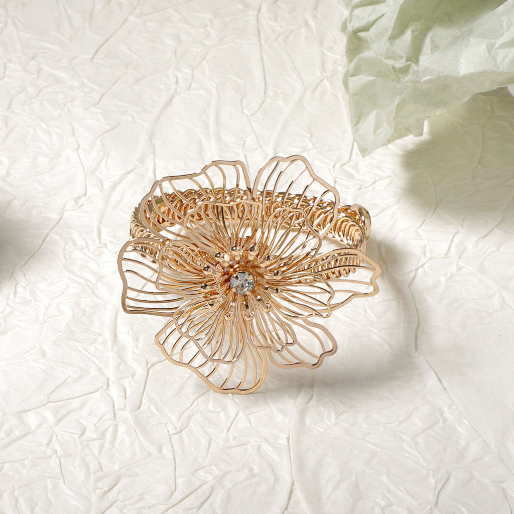 Zarte handwerkliche Armband