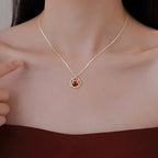 Schöne Halskette mit einzigartigem Stil