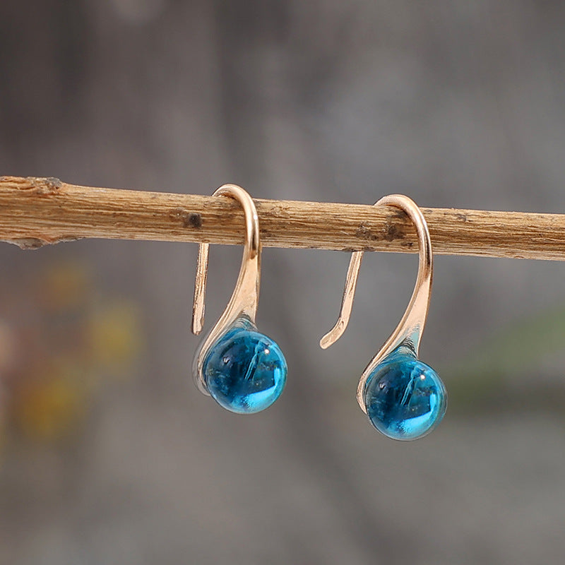 Zarte handwerkliche Ohrring