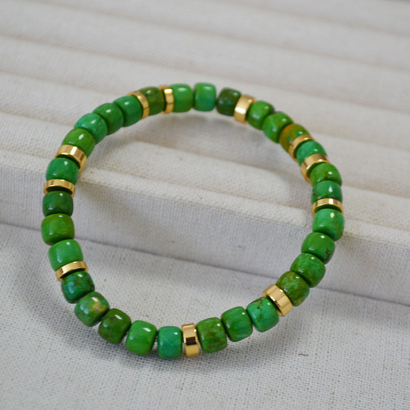 Schöne Gold Armband mit einzigartigem Stil