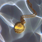 Zarte handwerkliche Halskette