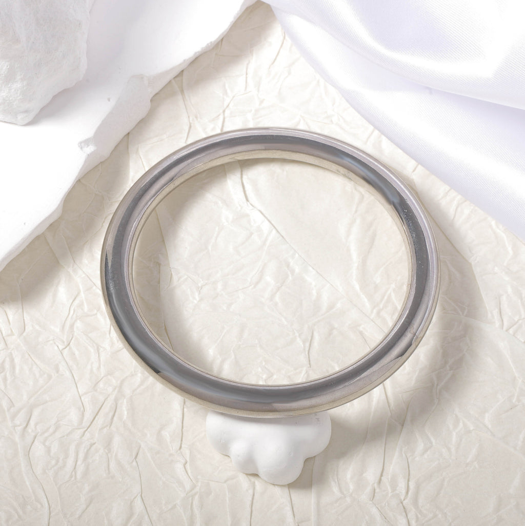 Schöne Armband mit einzigartigem Stil