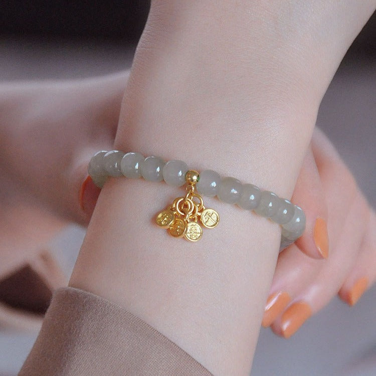 Schöne Armband mit einzigartigem Stil