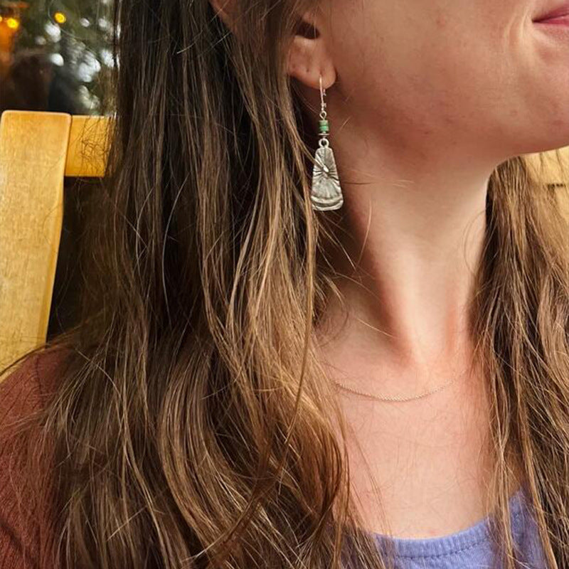 Zarte handwerkliche Silber Ohrring