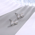 Zarte handwerkliche Ohrring