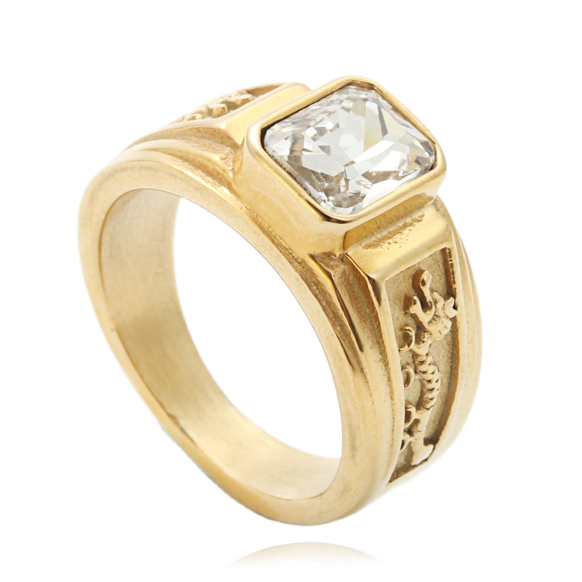 Zarte handwerkliche Ring