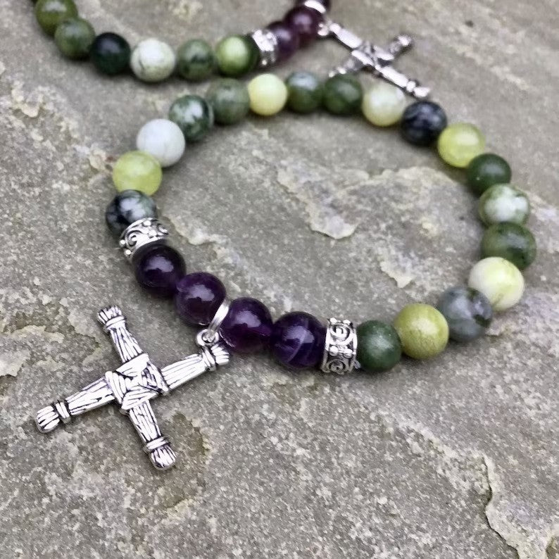 Schöne Armband mit einzigartigem Stil